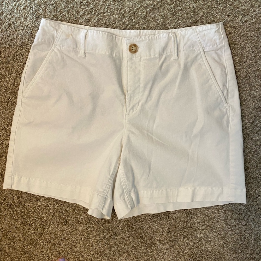 Loft women’s curvy shorts white size 6
